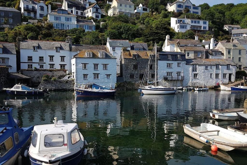 Bijou Coastal Apartment In Polperro With Hot Tub Onsite Parking Downhill Walk To Village Exterior photo